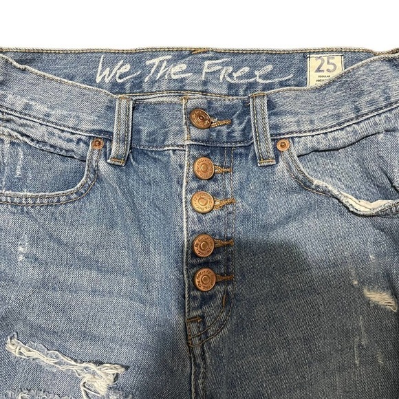 We the Free Button Fly High Rise Distressed Jeans w/Raw Hem - Picture 3 of 9